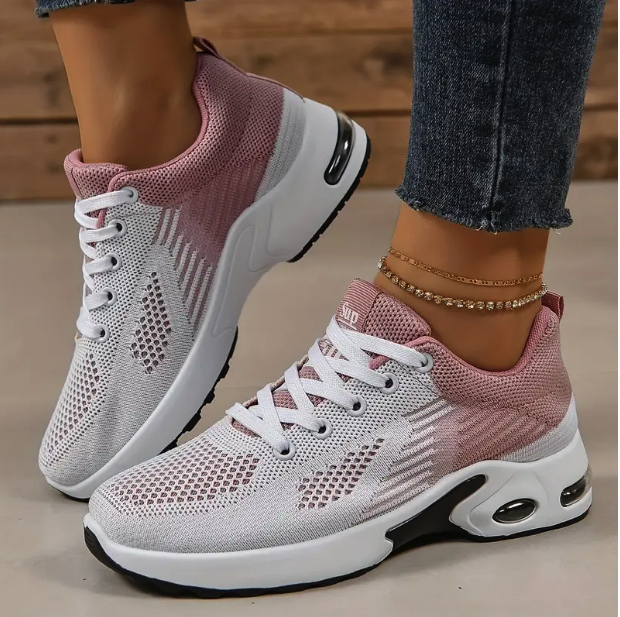 スポーティーなサポートスニーカー