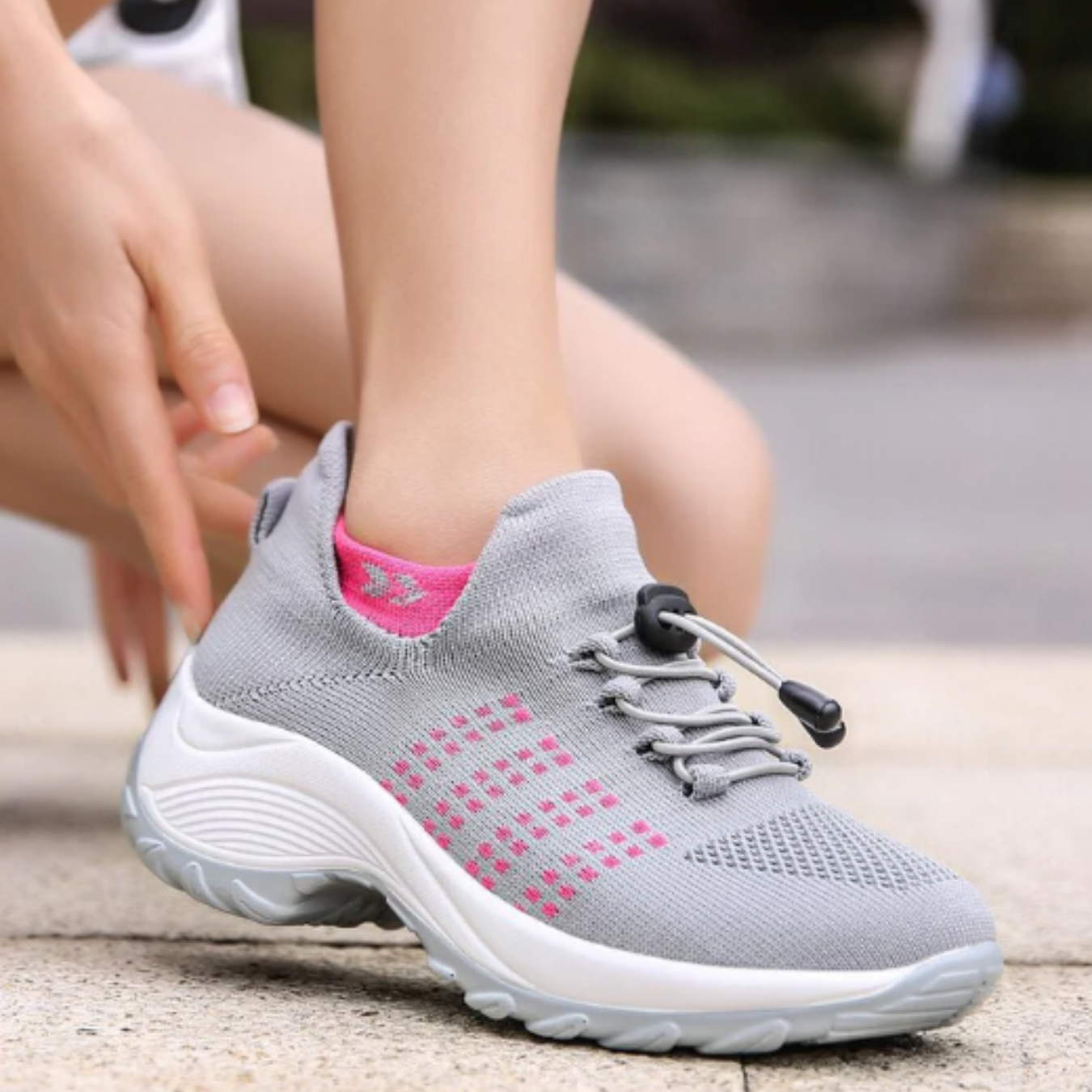 オルソストレッチスニーカー