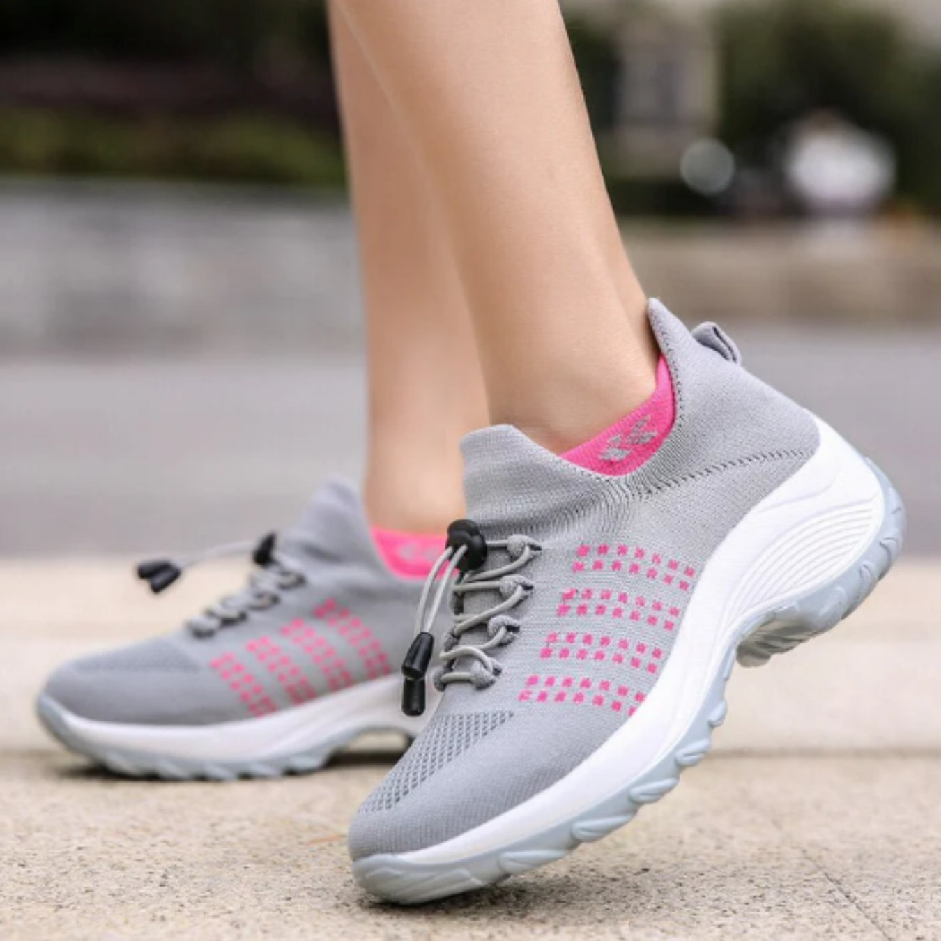 オルソストレッチスニーカー