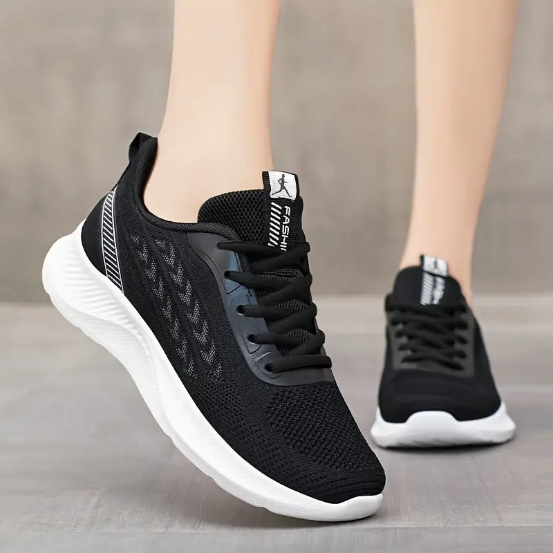 スポーティな整形外科用スニーカー