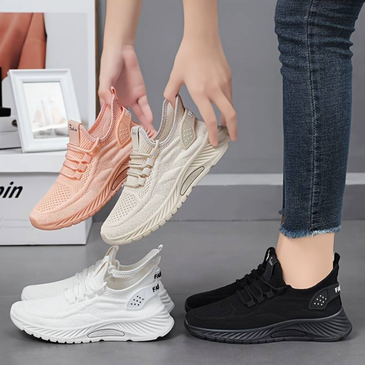 スポーティーな整形外科用スニーカー