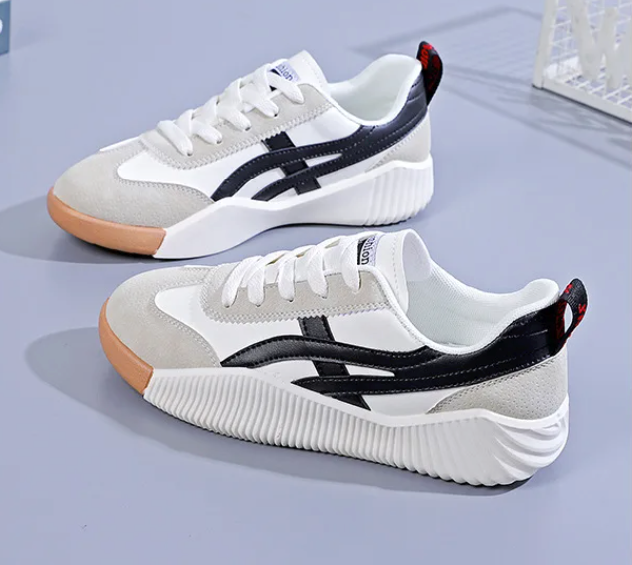 スタイリッシュなフットサポート付きレディースカジュアルシューズ