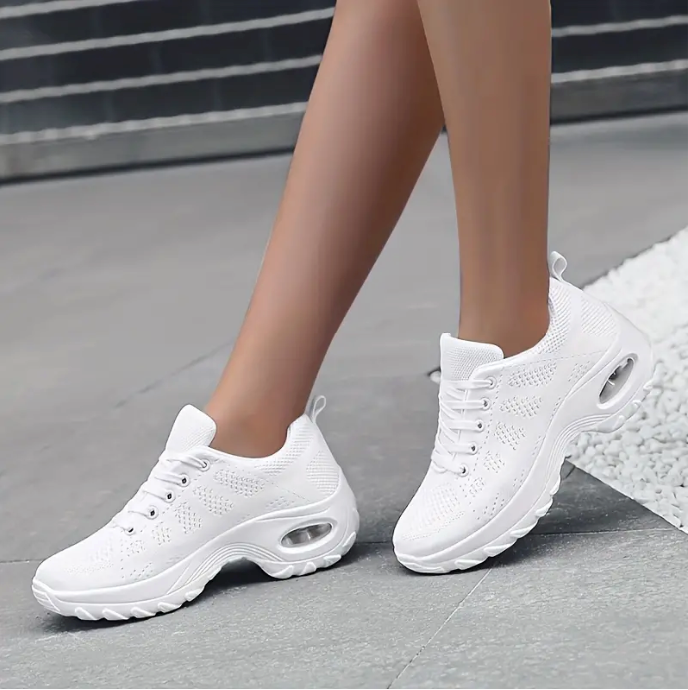 追加グリップ付きサポートスニーカー