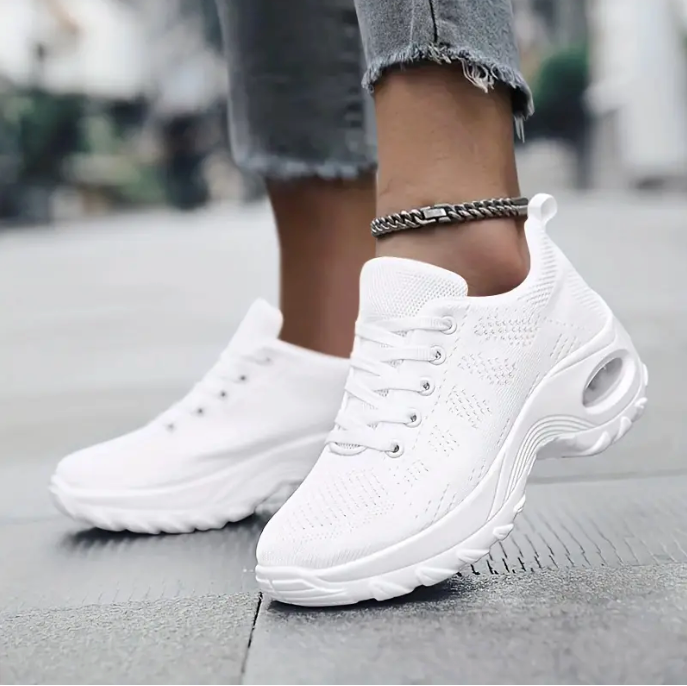 追加グリップ付きサポートスニーカー