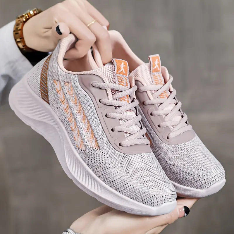 スポーティな整形外科用スニーカー